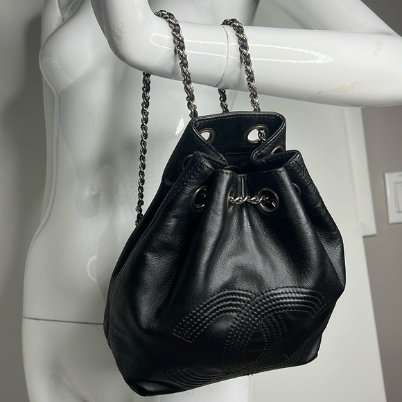 Chanel Black Leather Mini Backpack Bucket Bag Dustbag and Authenticity Card - Picture 5 of 16